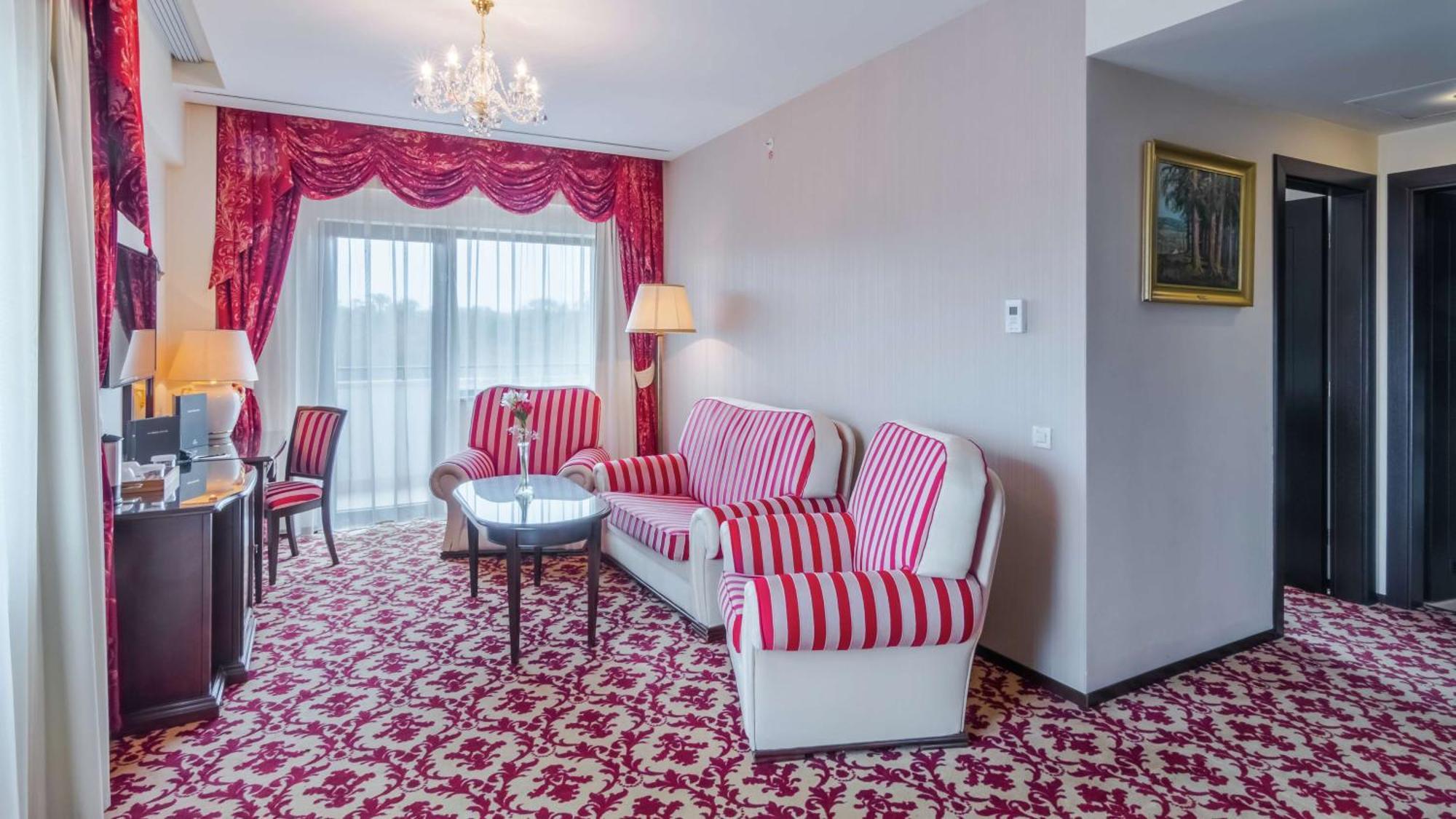 Hilton Sibiu Hotel Exterior photo